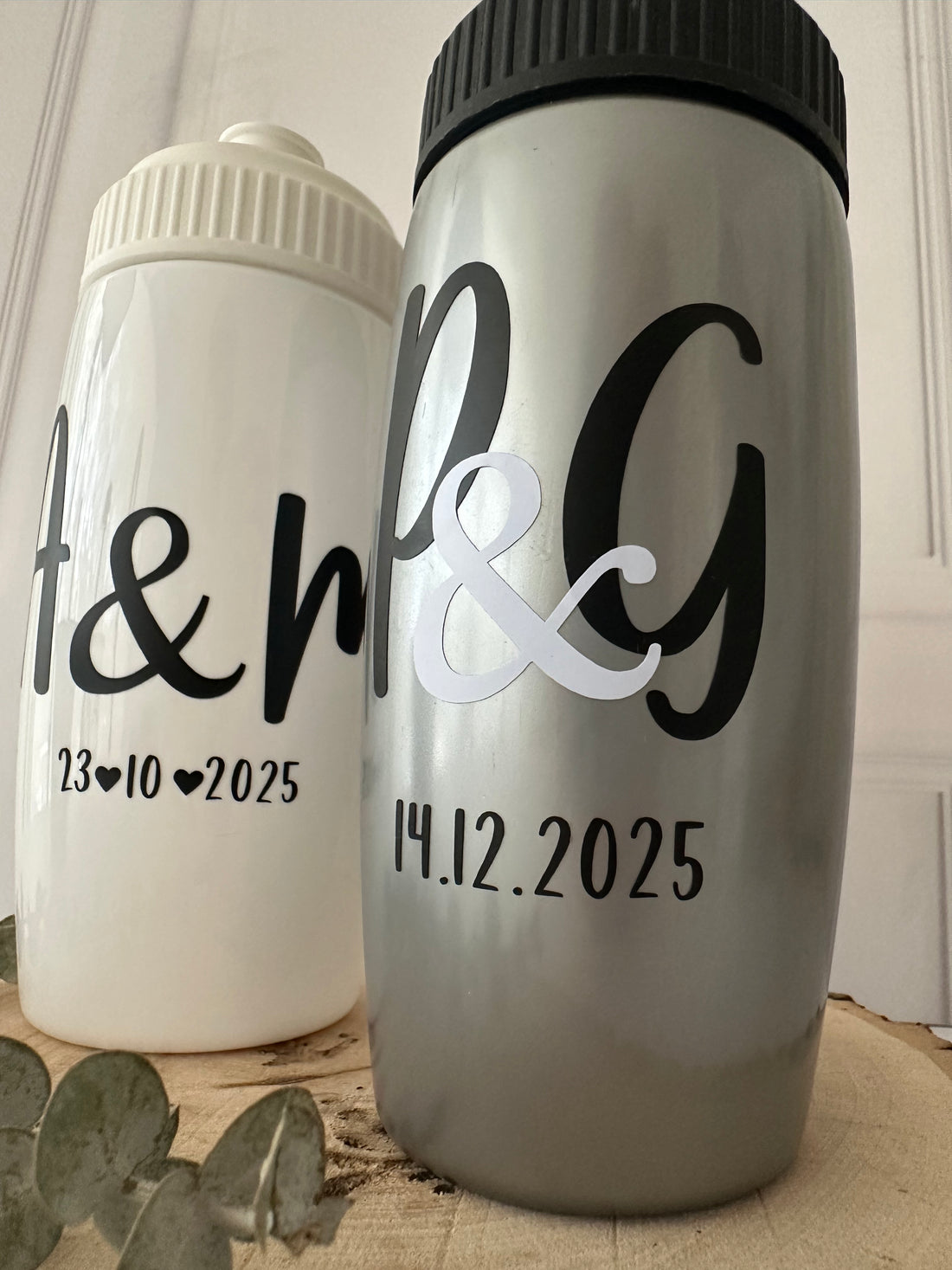 Vaso esfera con tapa tipo chupón de 575 ml.