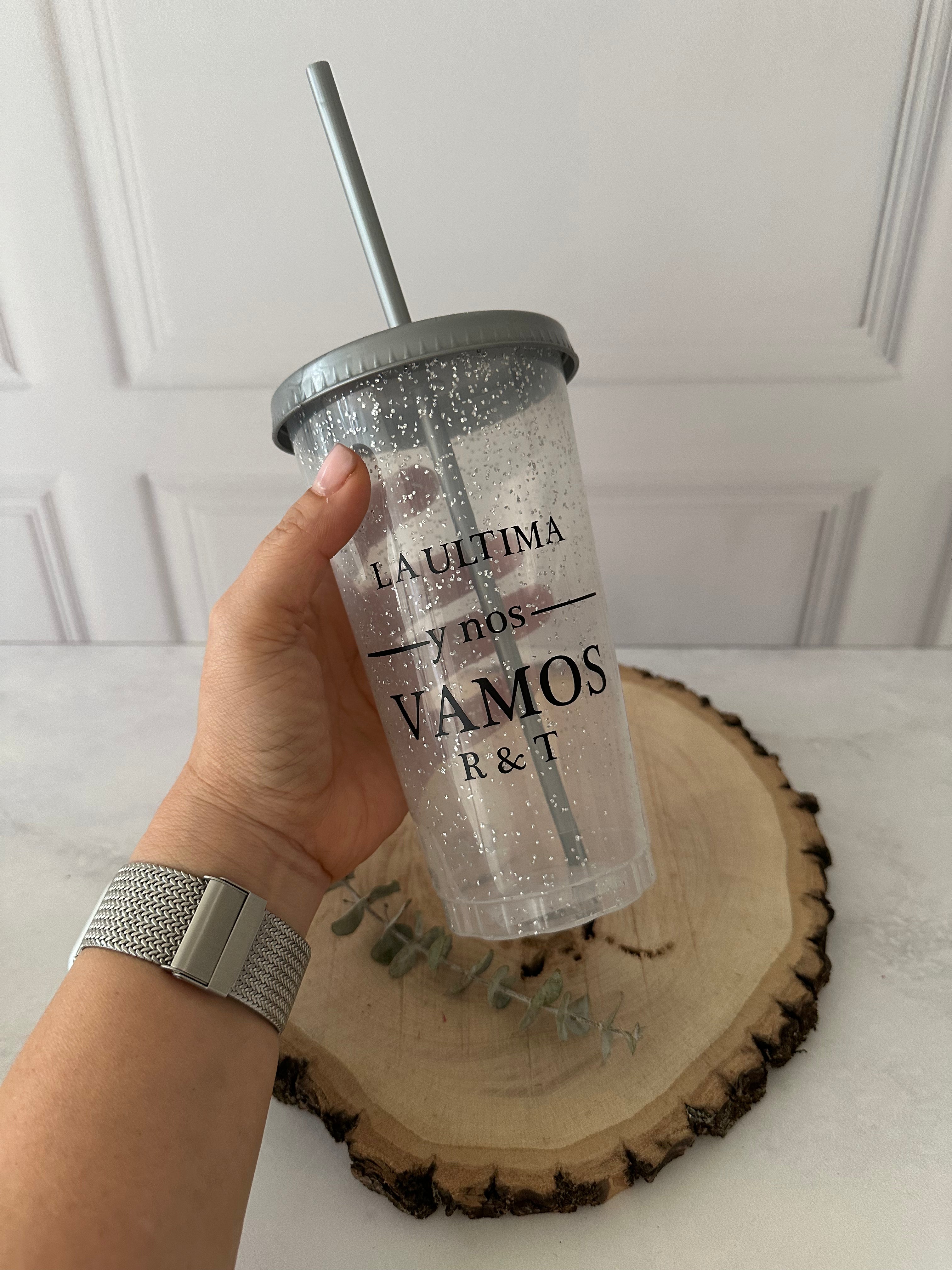Vaso brillantina con popote de 20 oz.