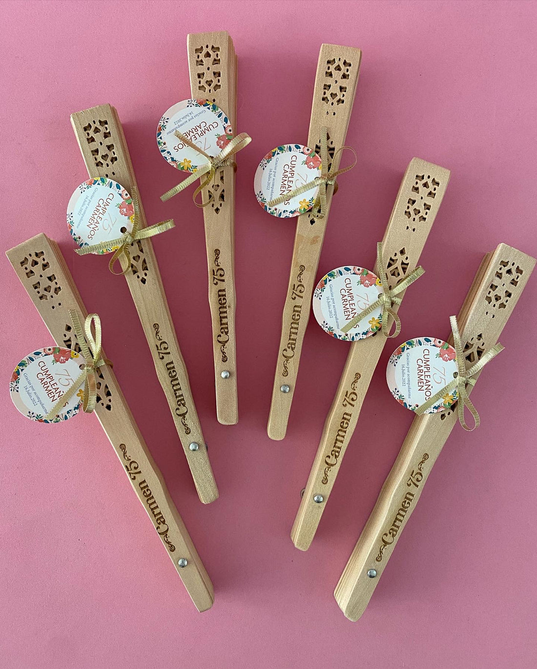 Abanico de Bambú con Grabado